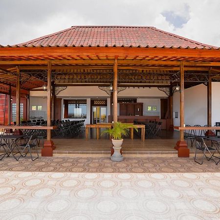 Oyo 2392 Nusa Dua Eling Inn Exteriör bild